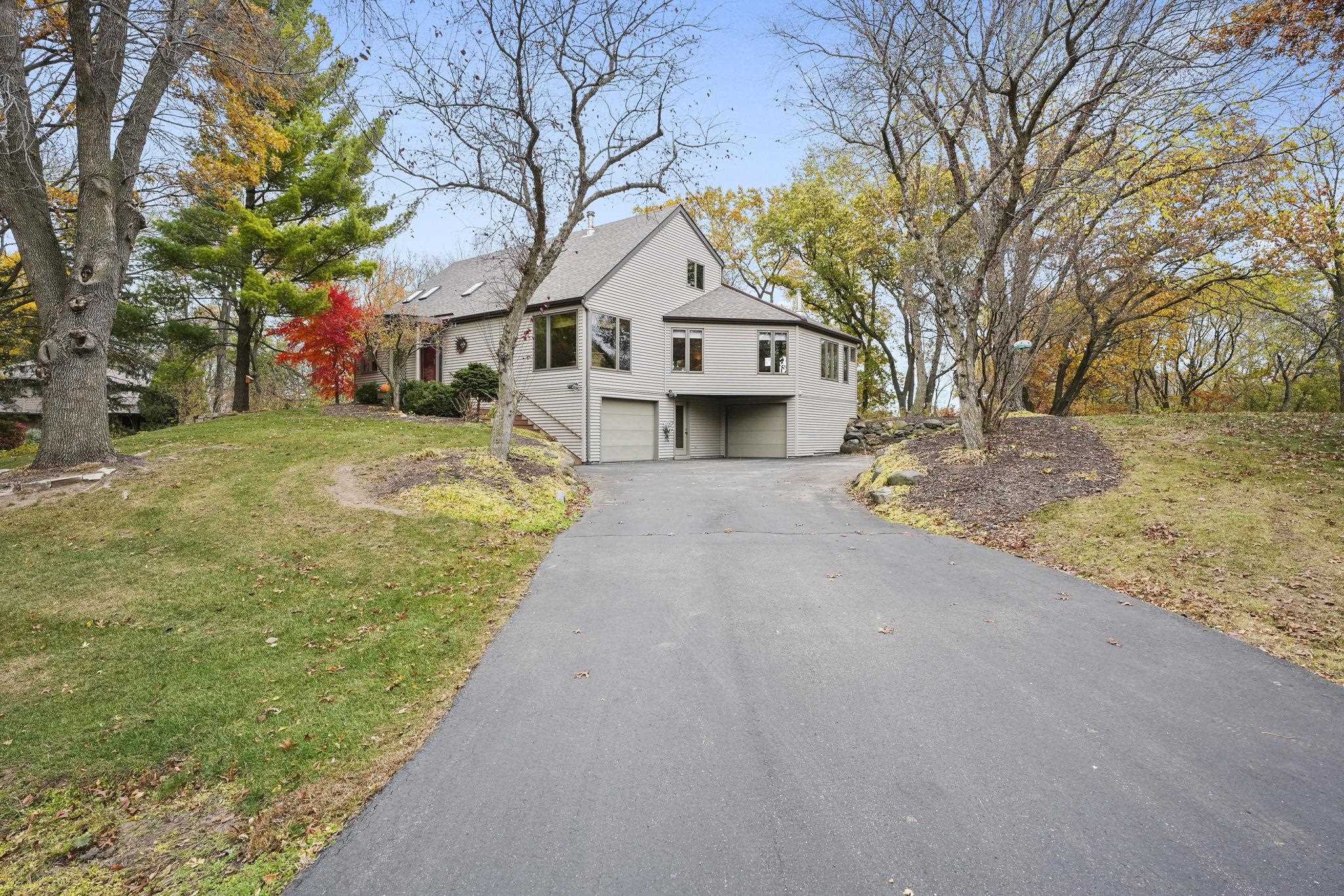 4992 Sunrise Ridge Trail Middleton, WI 53562 - Photo 2 of 61