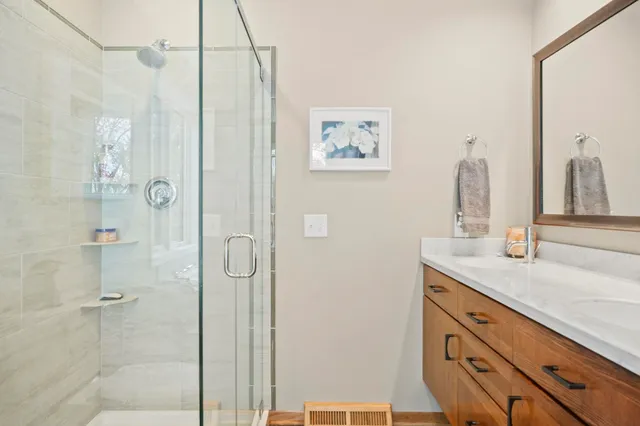 $724,900 | 4992 Sunrise Ridge Trail, Middleton, WI 53562