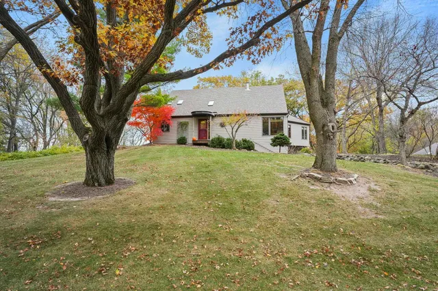 $724,900 | 4992 Sunrise Ridge Trail, Middleton, WI 53562