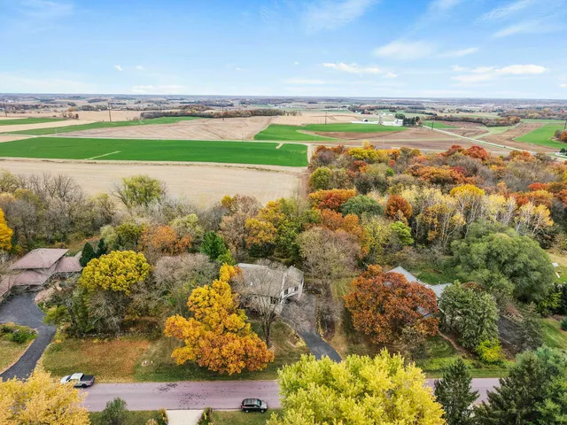 $724,900 | 4992 Sunrise Ridge Trail, Middleton, WI 53562