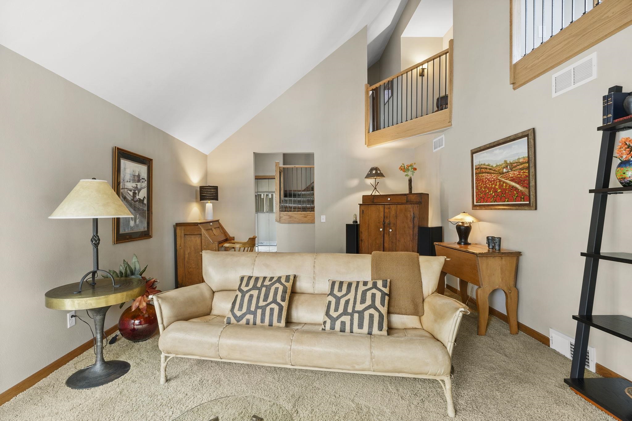 4992 Sunrise Ridge Trail Middleton, WI 53562 - Photo 6 of 61