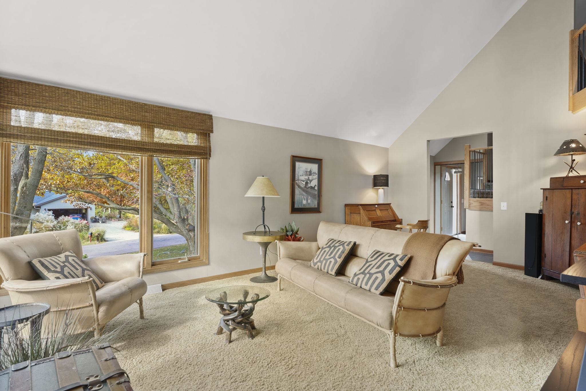 4992 Sunrise Ridge Trail Middleton, WI 53562 - Photo 7 of 61