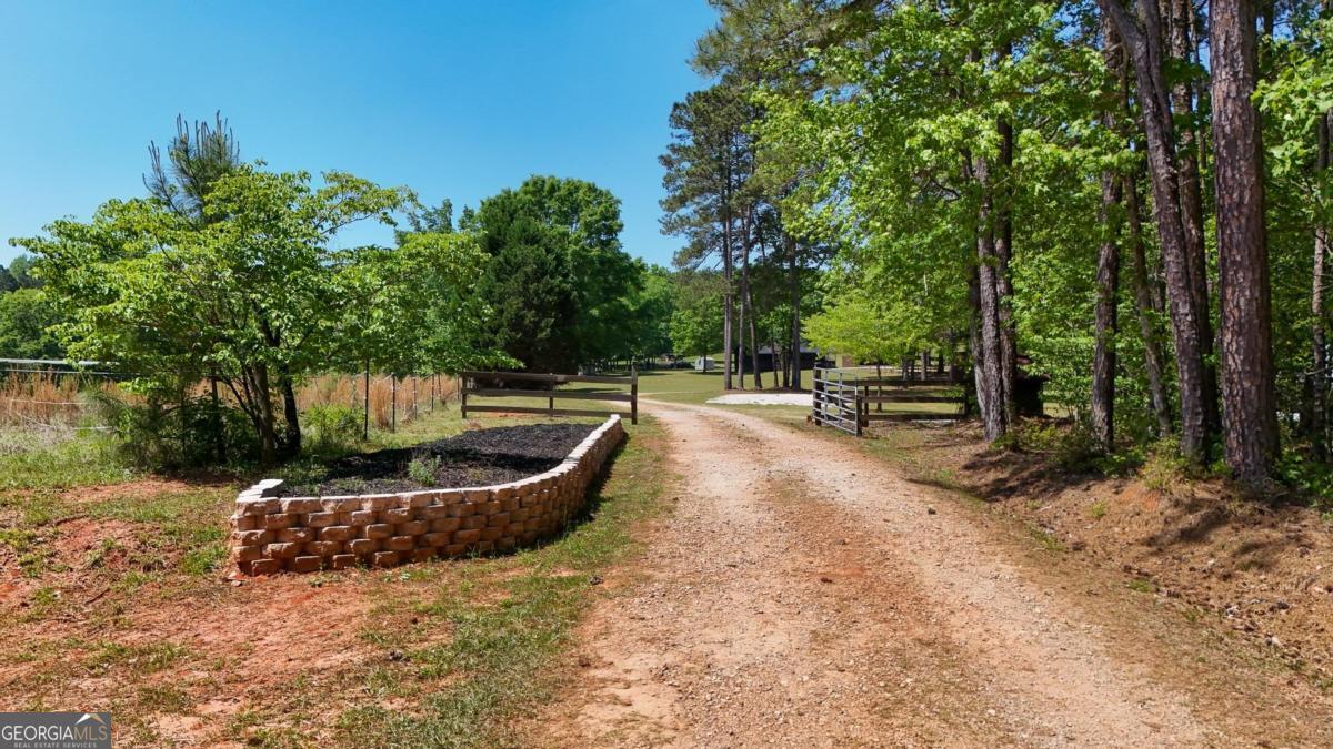 321 South Steel Bridge Road Eatonton, GA 31024 - Photo 38 of 45