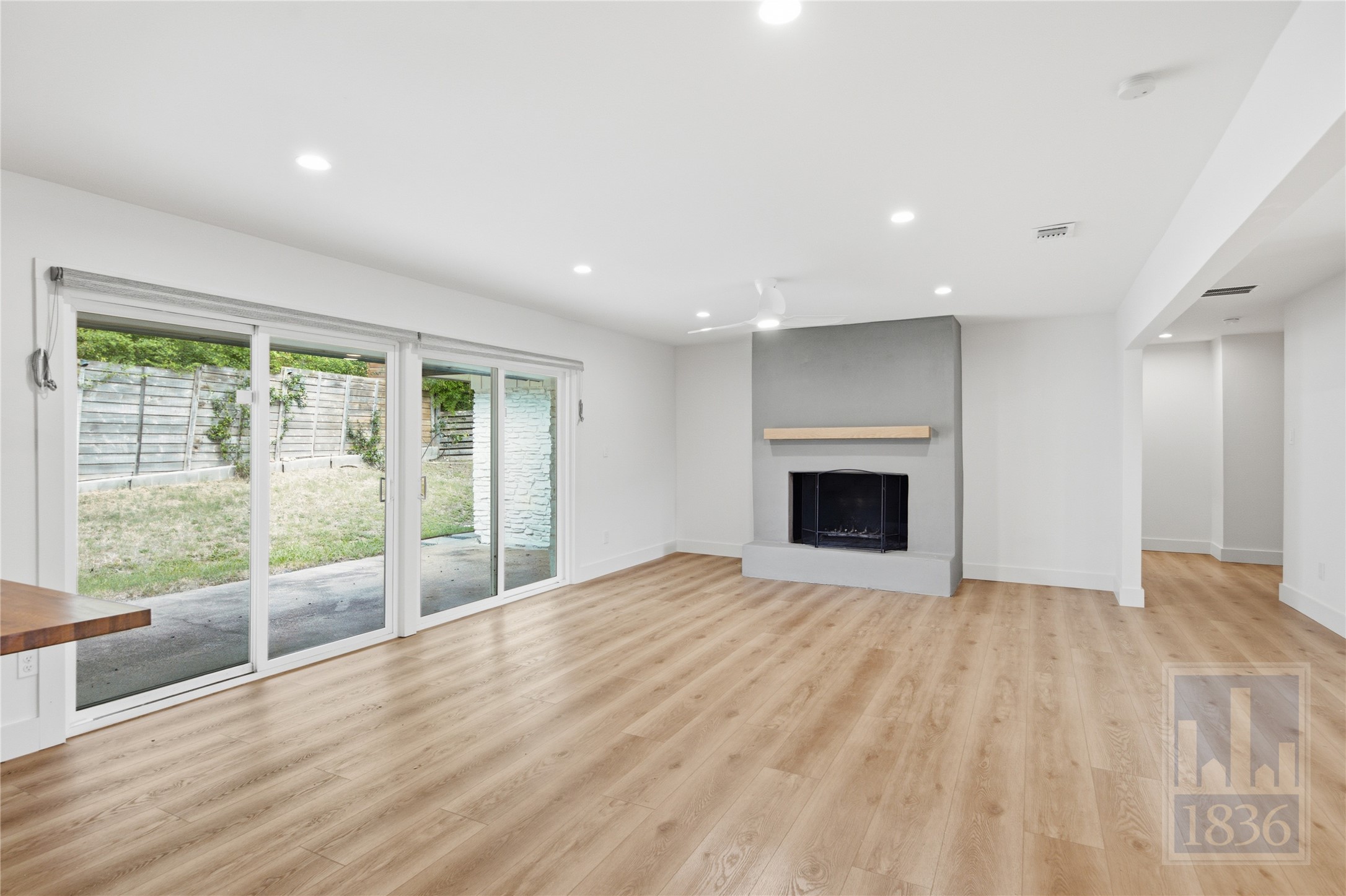 2703 Burleson Road Austin, TX 78741 - Photo 6 of 34