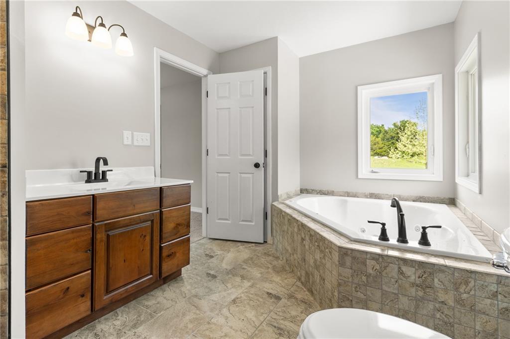20 Northwest 750th Road Warrensburg, MO 64093 - Photo 18 of 60