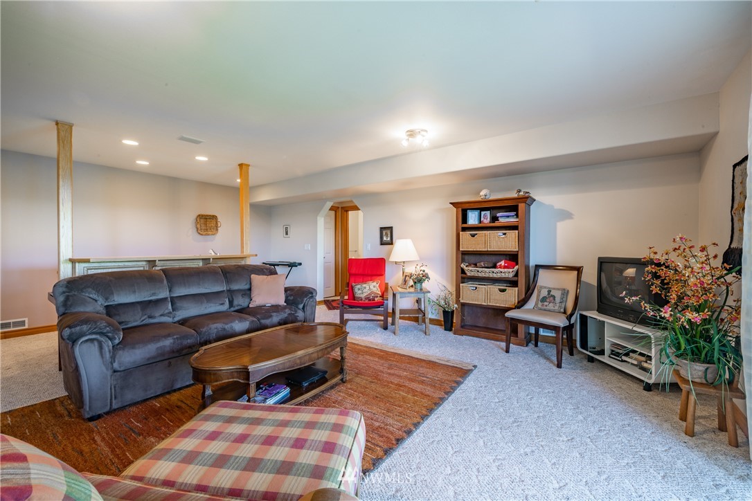 8160 Comox Road Blaine, WA 98230 - Photo 21 of 36 Gallery Image 21