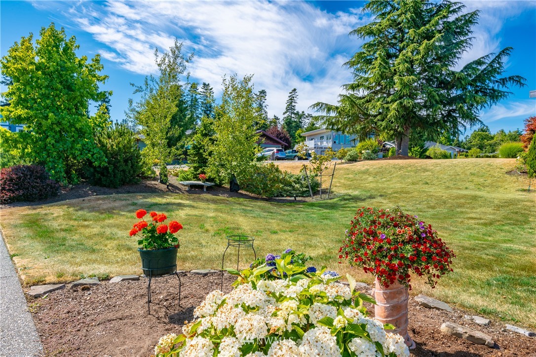 8160 Comox Road Blaine, WA 98230 - Photo 26 of 36 Gallery Image 26