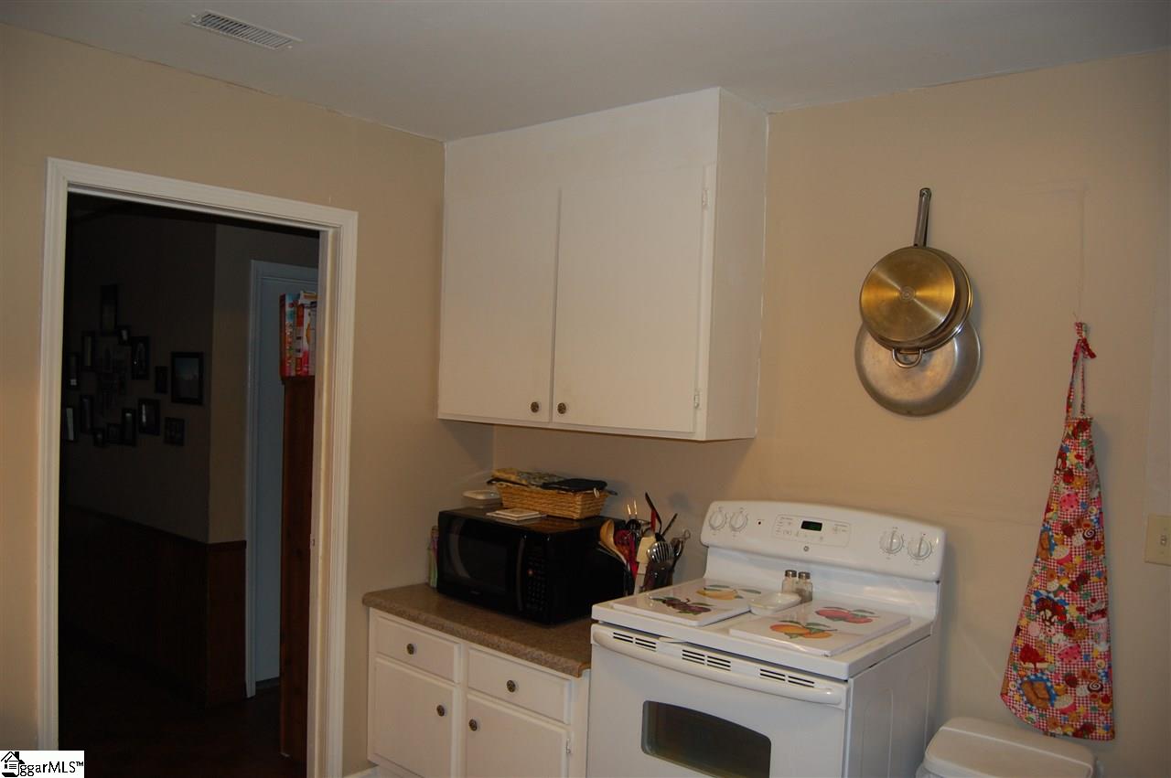 2351 Stomp Springs Road Clinton, SC 29325 - Photo 27 of 32