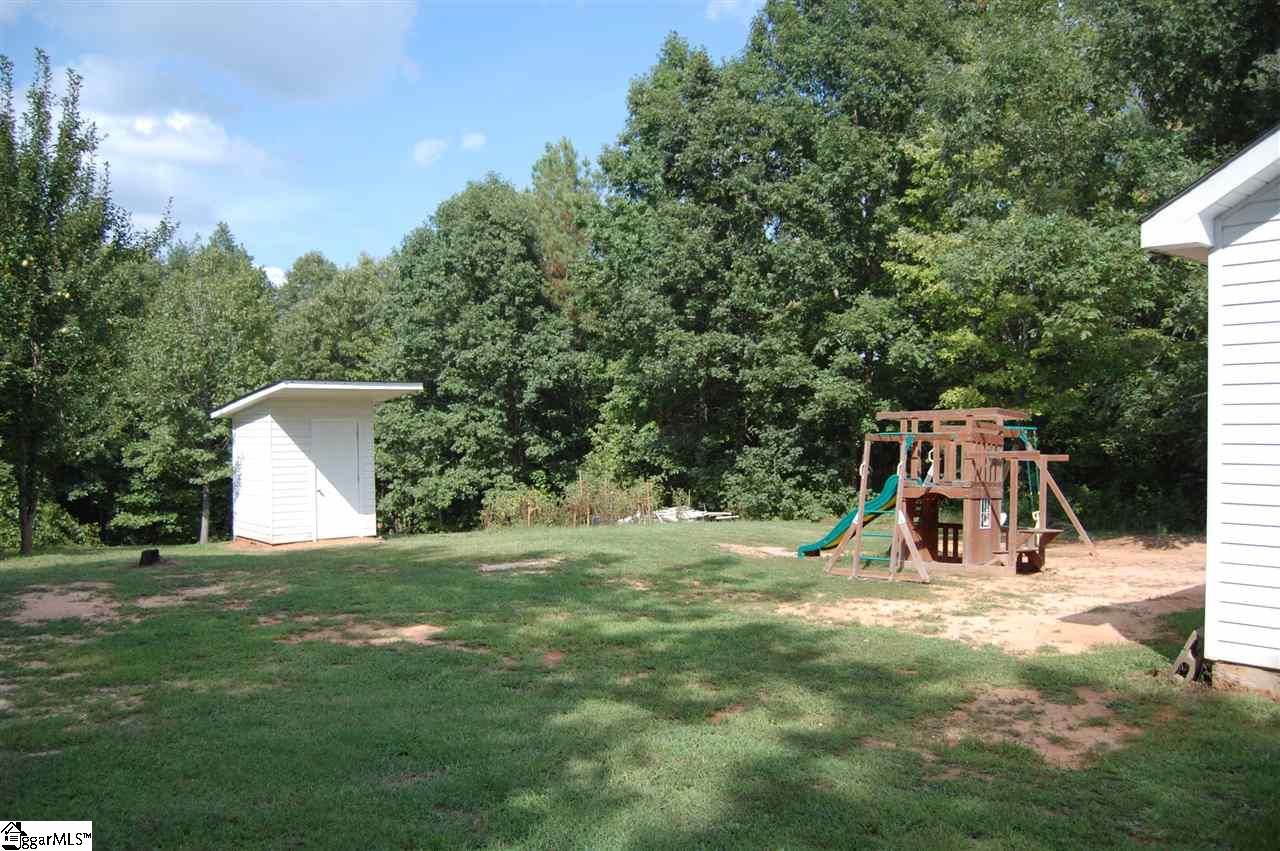 2351 Stomp Springs Road Clinton, SC 29325 - Photo 4 of 32