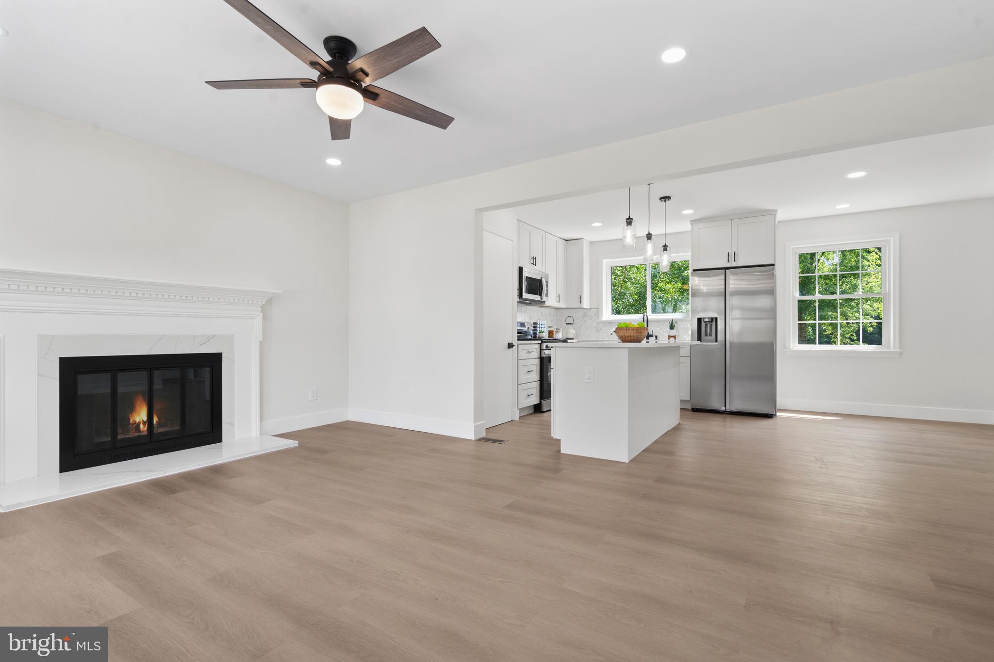 6103 Augusta Drive Springfield, VA 22150 - Photo 5 of 42