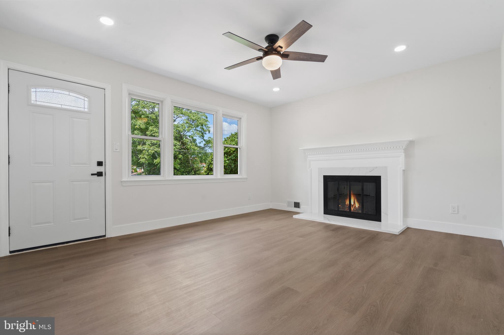 6103 Augusta Drive Springfield, VA 22150 - Photo 8 of 42