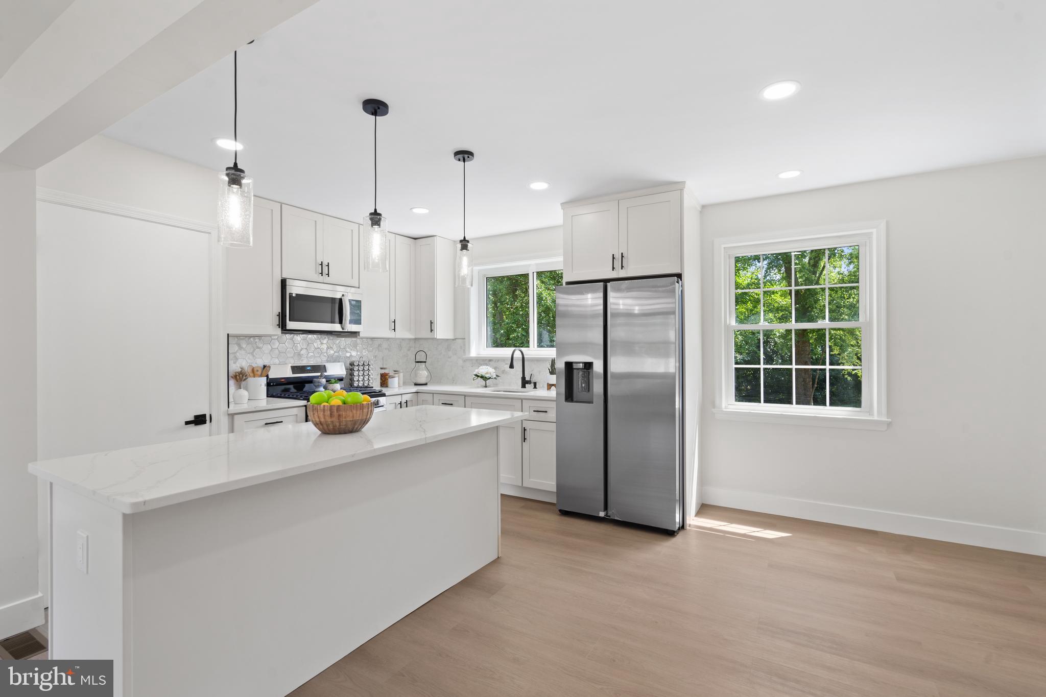 6103 Augusta Drive Springfield, VA 22150 - Photo 10 of 42