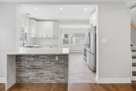 $569,900 | 5836 North Manton Avenue, Chicago, IL 60646