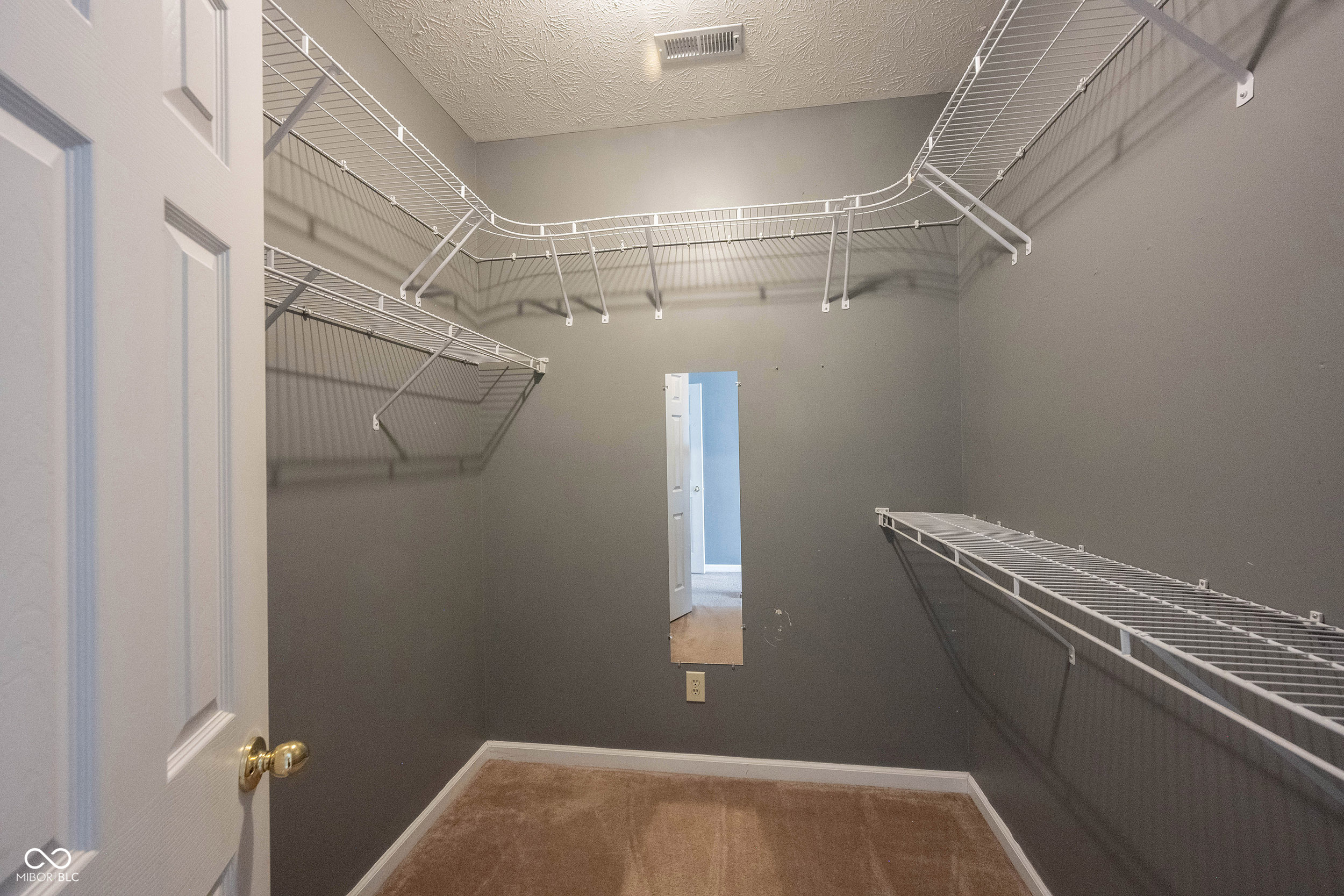 12237 Packers Avenue Fishers, IN 46037 - Photo 18 of 36