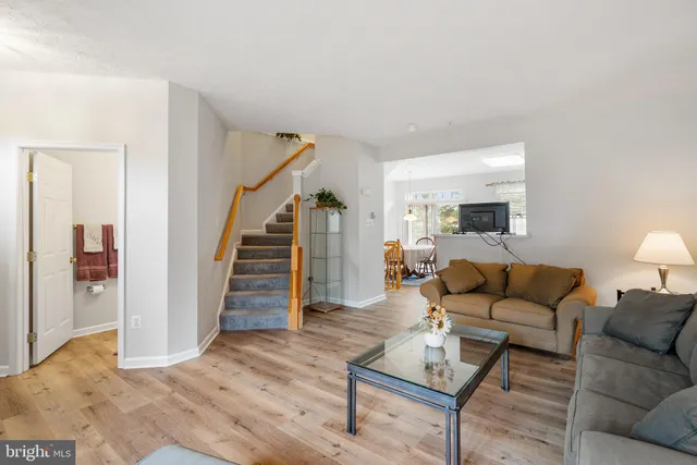 $349,900 | 8 Caterham Court, Baltimore, MD 21237