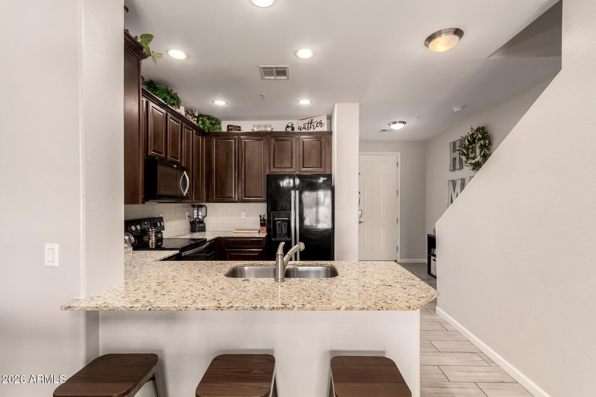 7726 East Baseline Road, Unit 154 Mesa, AZ 85209 - Photo 5 of 37 Dining / Kitchen