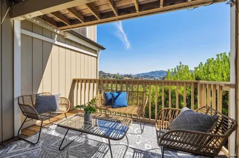 $899,000 | 35 Wordsworth Court, Mill Valley, CA 94941
