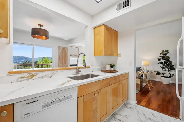 $899,000 | 35 Wordsworth Court, Mill Valley, CA 94941