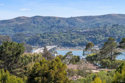 $899,000 | 35 Wordsworth Court, Mill Valley, CA 94941