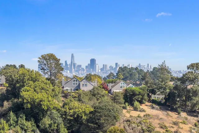 $899,000 | 35 Wordsworth Court, Mill Valley, CA 94941