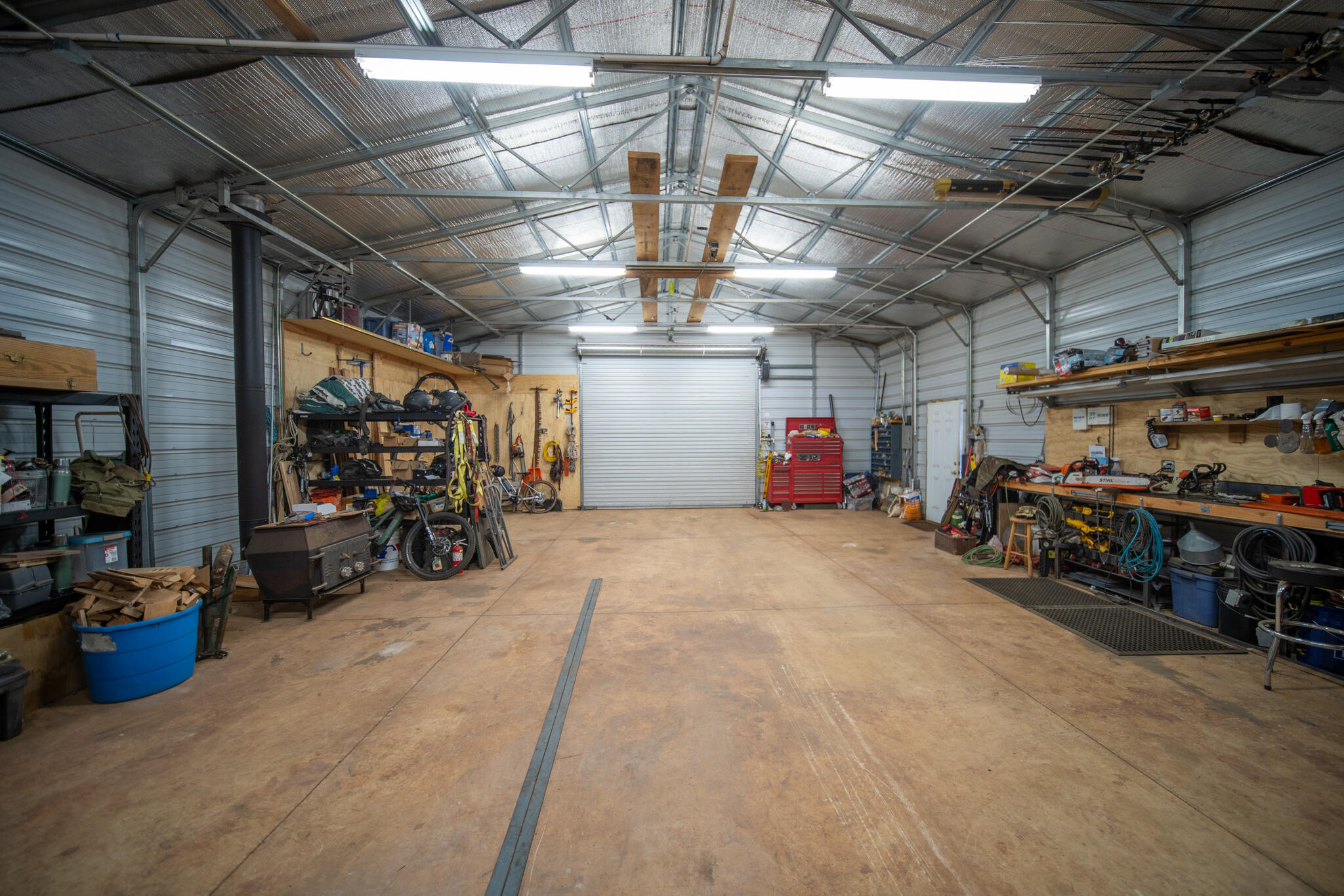 7795 Eastmoore Road Shingletown, CA 96088 - Photo 50 of 61 a view of a room with gym equipment