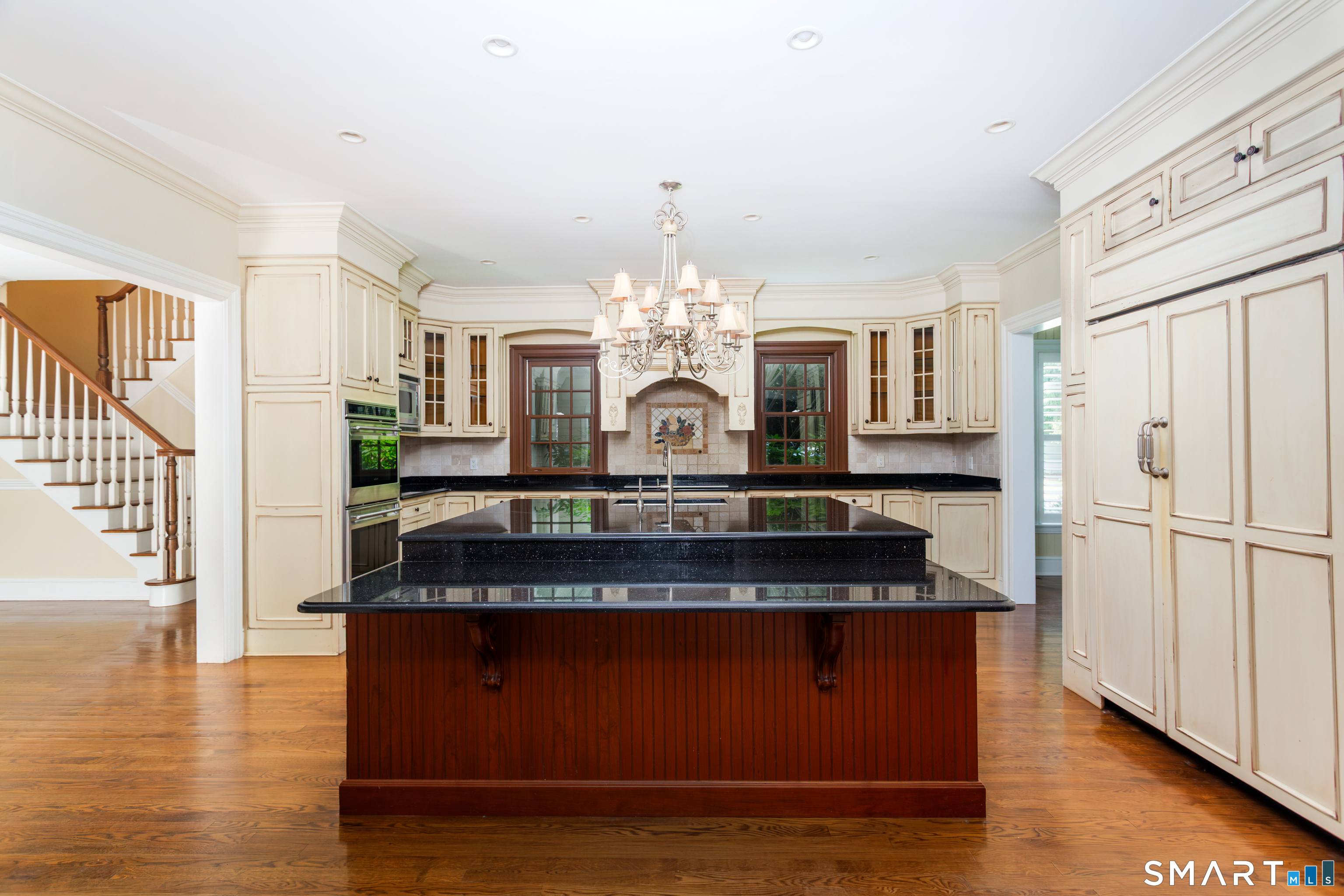 7 Old Hyde Road Weston, CT 06883 - Photo 10 of 40
