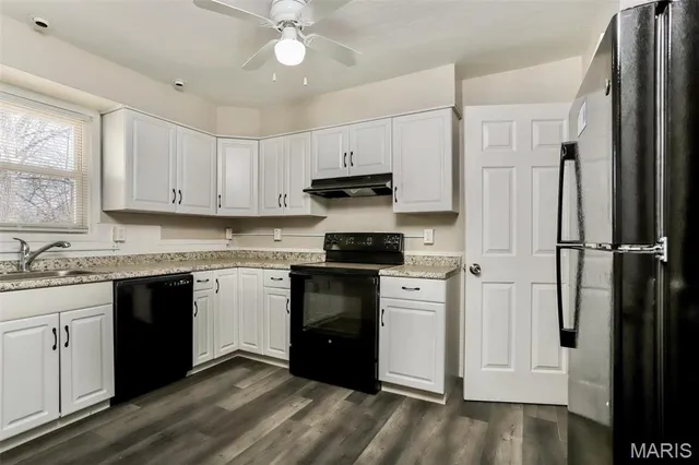 $1,850 | 15 Spring Drive, Florissant, MO 63031