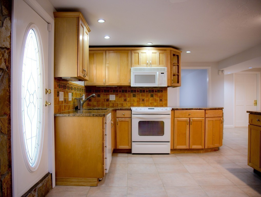 124 Roland Road Revere, MA 02151 - Photo 21 of 30 Gallery Image 21
