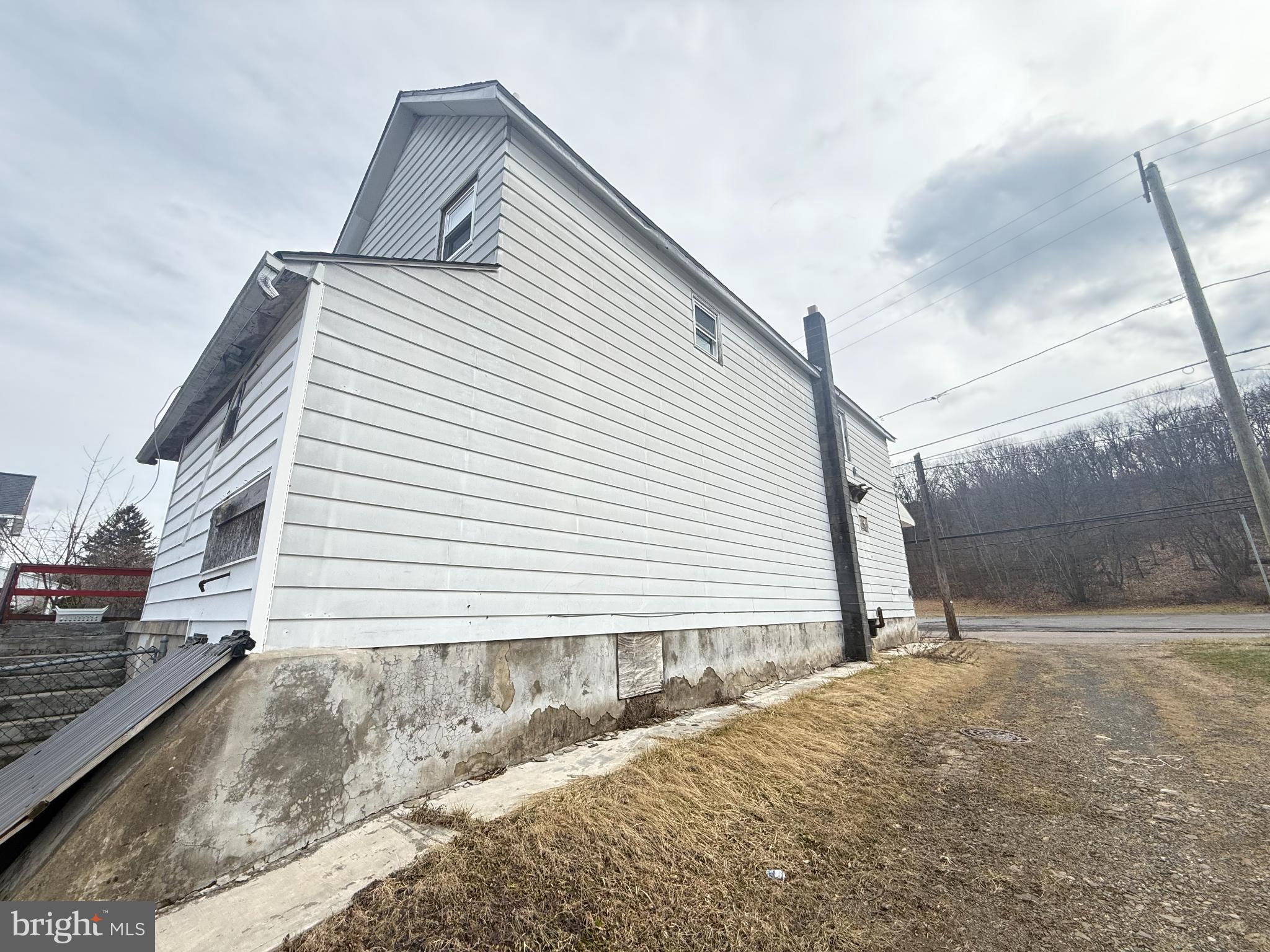 863 Main Street Sugar Notch, PA 18706 - Photo 9 of 10 a view of a house with a yard