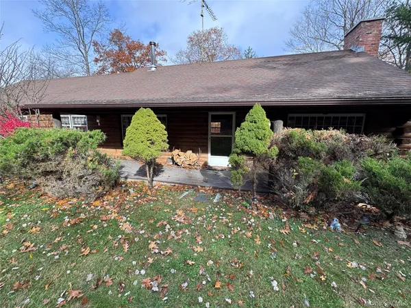 $525,000 | 284 Hall Hill Road, Ancram, NY 12502