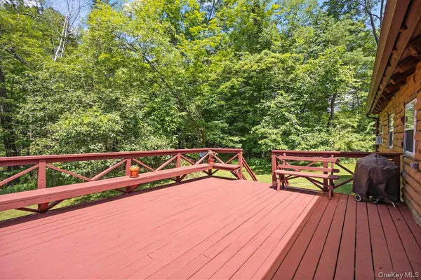 $525,000 | 284 Hall Hill Road, Ancram, NY 12502