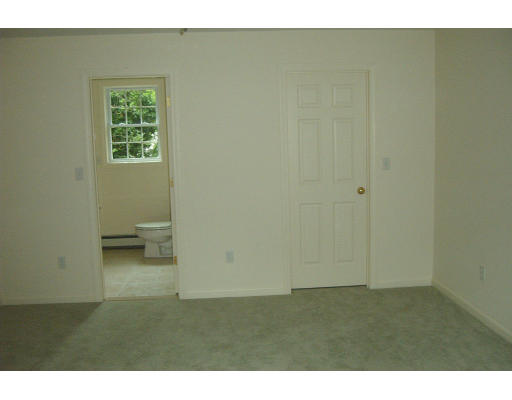 91 Devonshire Road Attleboro, MA 02703 - Photo 15 of 23 Gallery Image 15