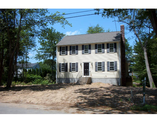 91 Devonshire Road Attleboro, MA 02703 - Photo 2 of 23 Gallery Image 2