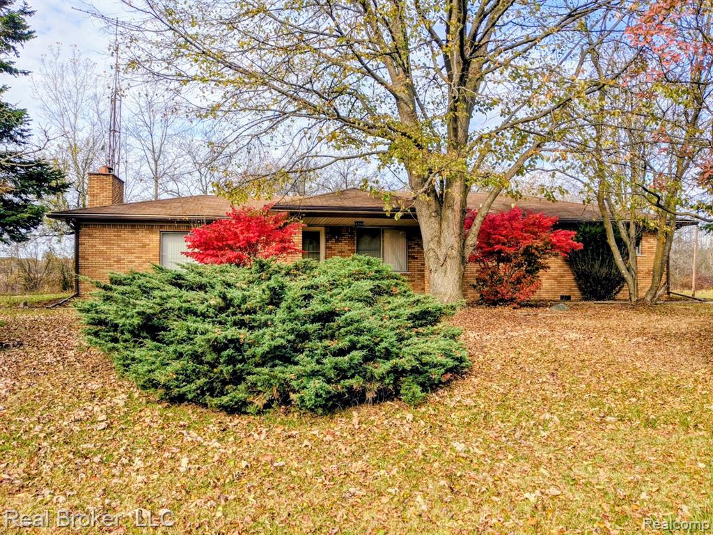 7860 Rynn Road Avoca, MI 48006 - Photo 3 of 34