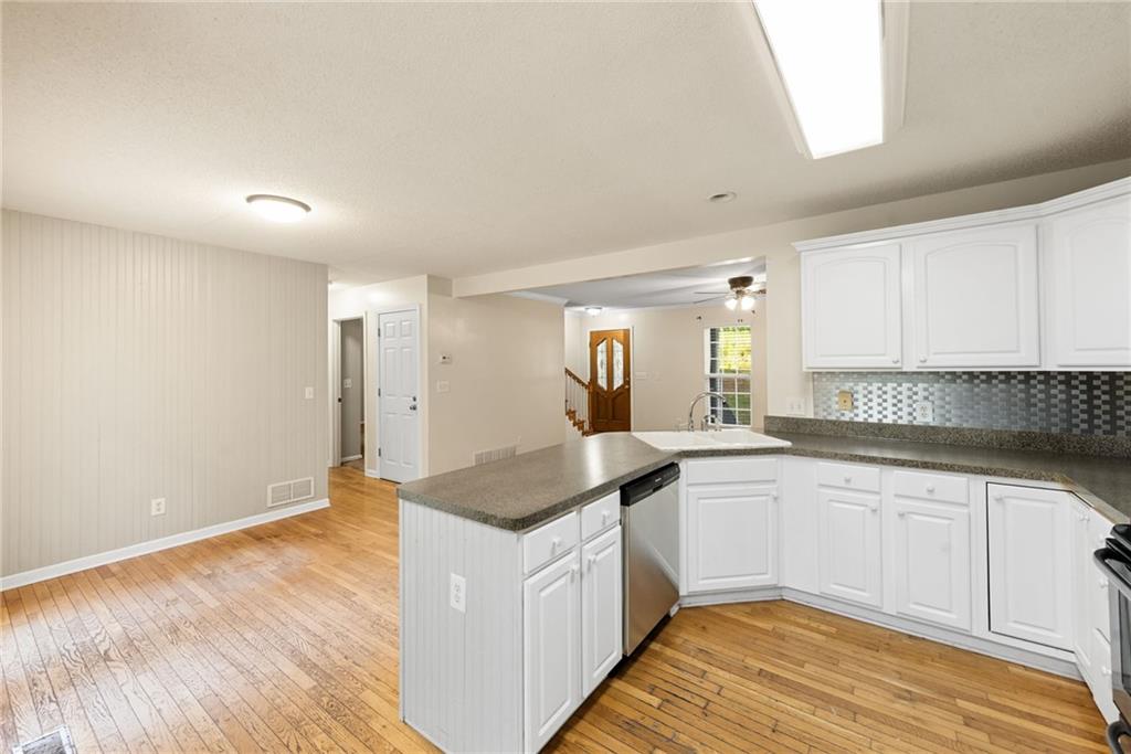 3361 Fork Road Gainesville, GA 30506 - Photo 8 of 33
