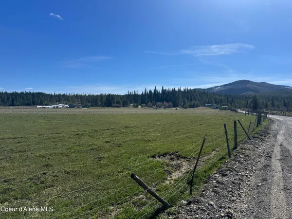$192,000 | 1928 Little Carpenter Creek Road, Fernwood, ID 83830