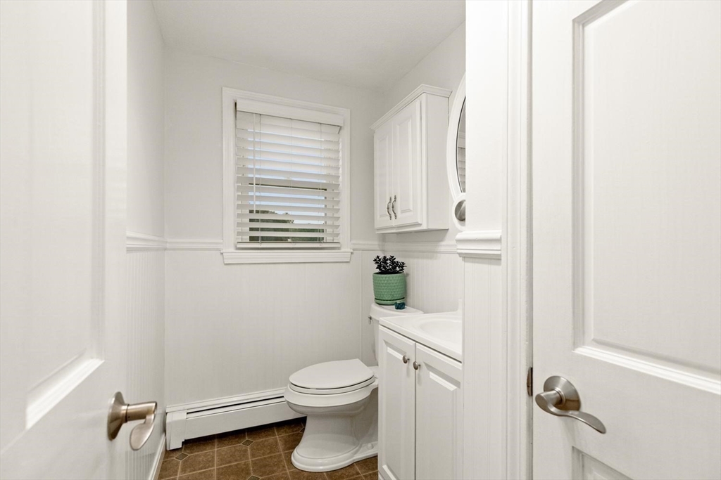 44 Sable Road Salem, MA 01970 - Photo 13 of 31 Gallery Image 13