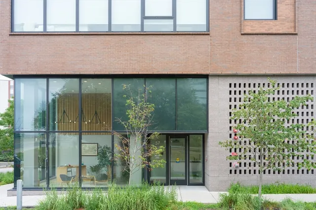 $849,000 | 57 Quincy Shore Drive, Unit 614, Quincy, MA 02171