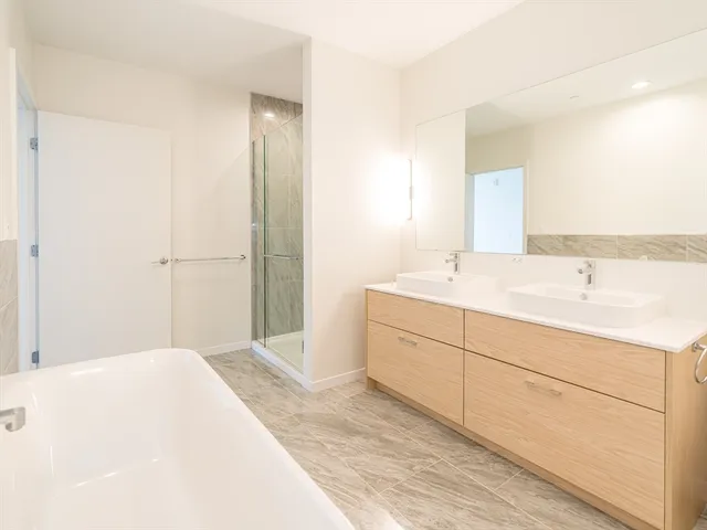 $849,000 | 57 Quincy Shore Drive, Unit 614, Quincy, MA 02171