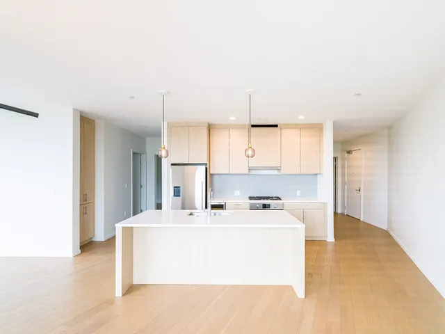 $849,000 | 57 Quincy Shore Drive, Unit 614, Quincy, MA 02171