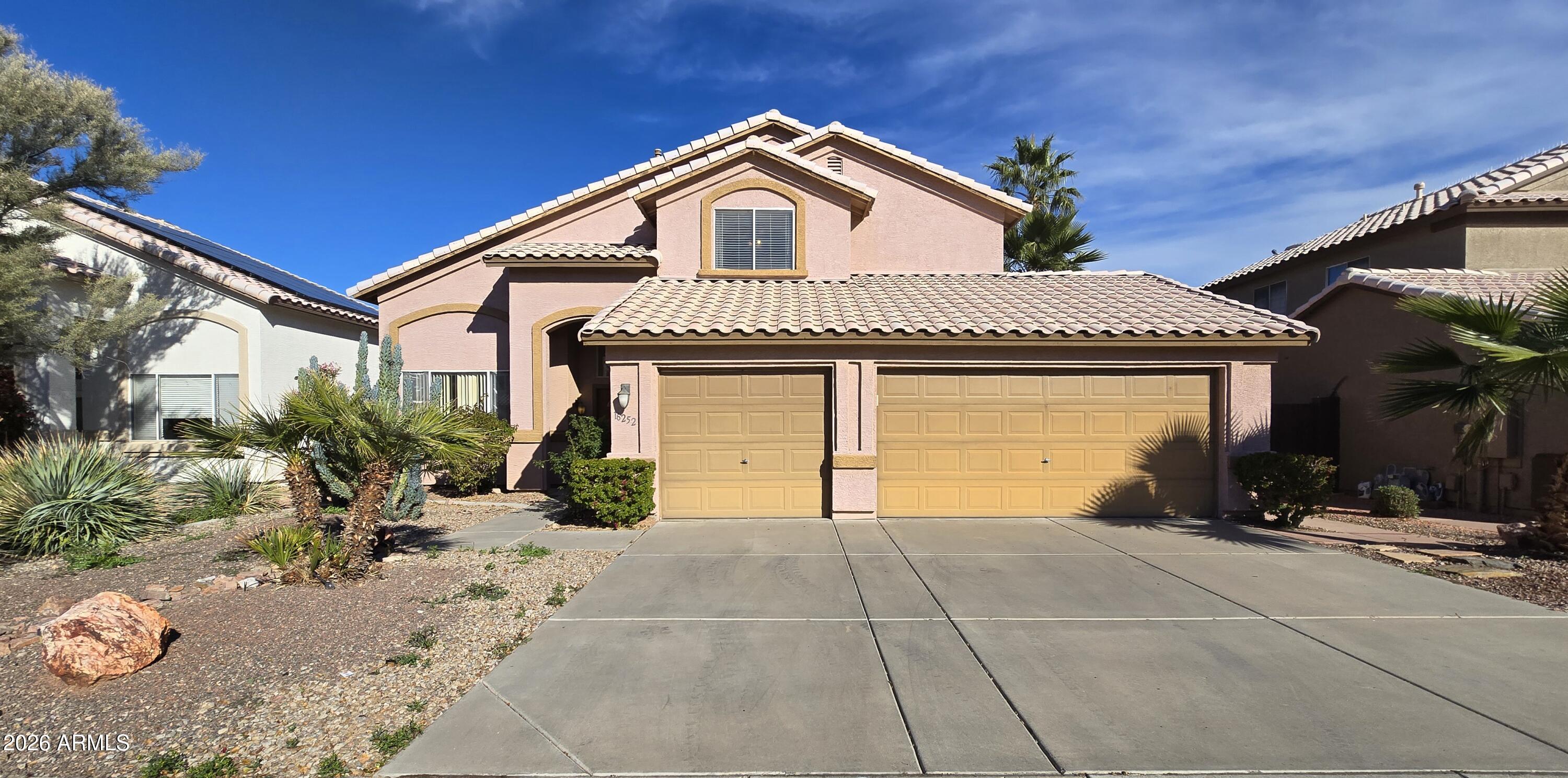 16252 West Madison Street Goodyear, AZ 85338 - Photo 2 of 40 20260114_103217