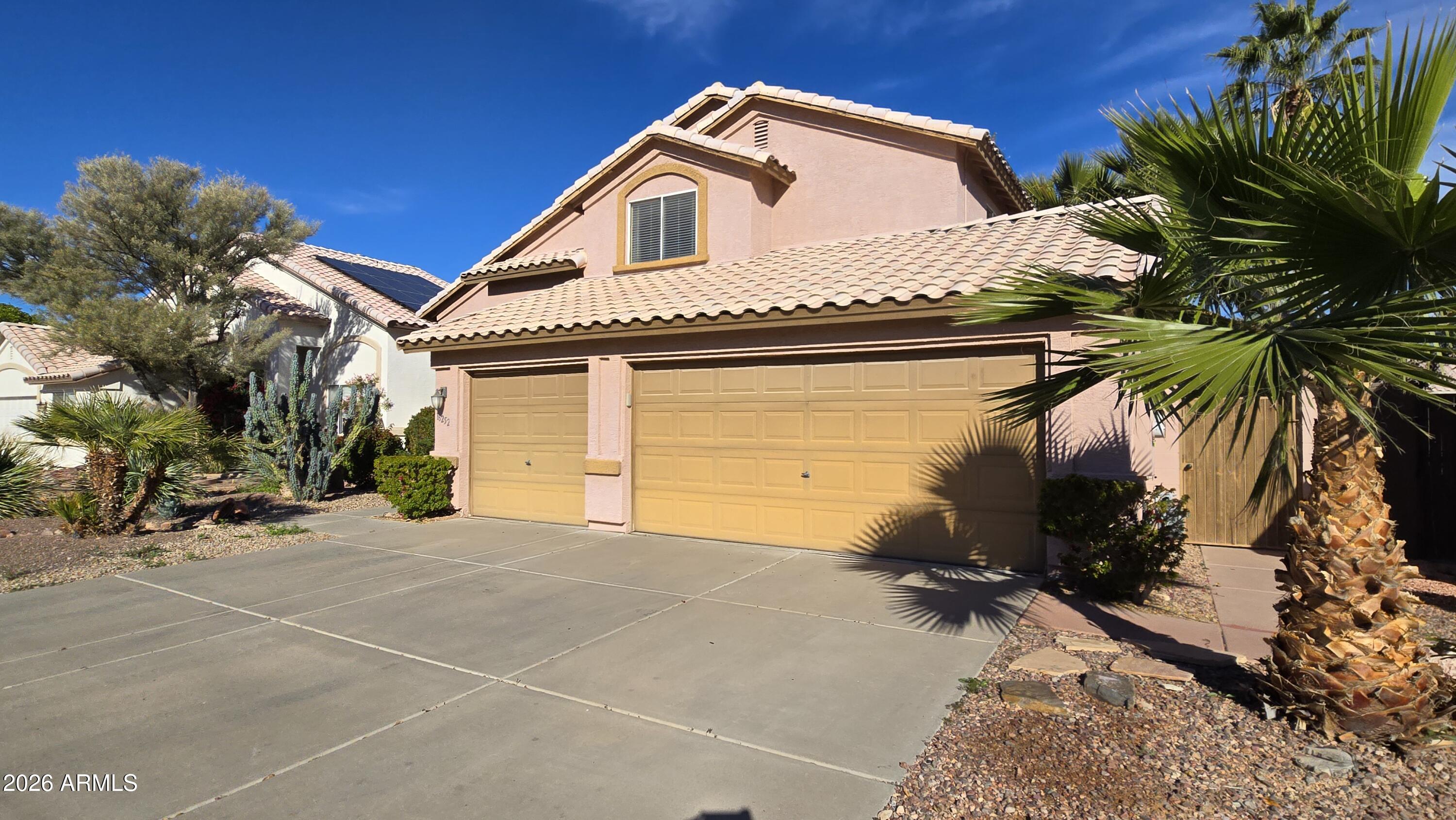 16252 West Madison Street Goodyear, AZ 85338 - Photo 4 of 40 20260114_103400