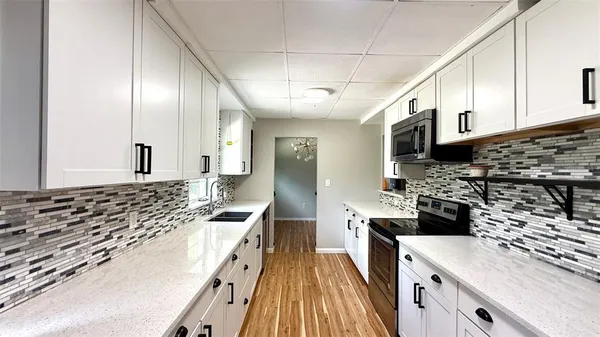 $2,000 | 1916 North Hastings Street, Orlando, FL 32808