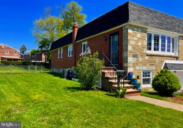 9978 Woodfern Road Philadelphia, PA 19115 - Photo 3 of 30