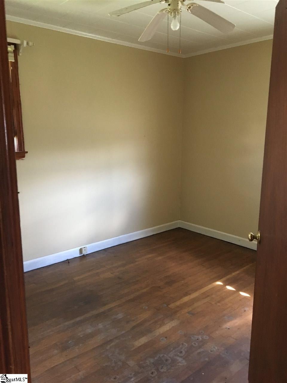 303 McCarter Road Fountain Inn, SC 29644 - Photo 8 of 14