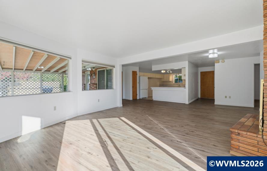 724 Northeast South Nebergall Loop Albany, OR 97321 - Photo 8 of 44 Gallery Image 8