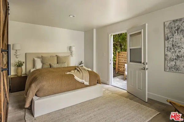 $9,999 | 2370 San Marco Drive, Los Angeles, CA 90068