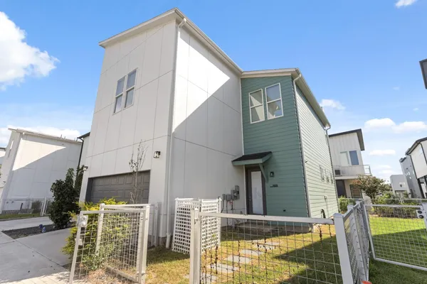 $3,000 | 9818 Mocking Bird Hill Lane, Houston, TX 77080