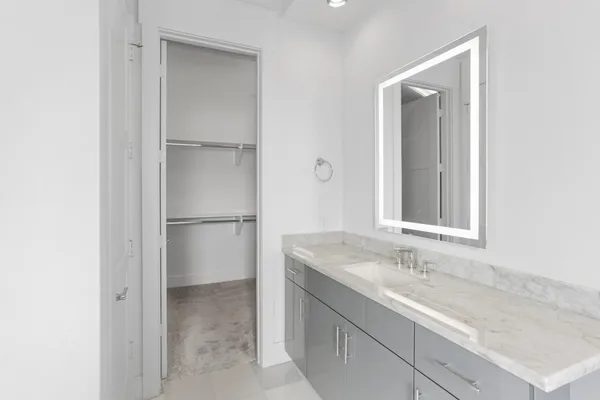 $3,000 | 9818 Mocking Bird Hill Lane, Houston, TX 77080