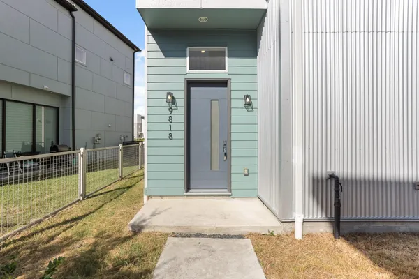 $3,000 | 9818 Mocking Bird Hill Lane, Houston, TX 77080